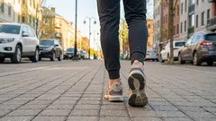 Prestaňte sa trápiť: na to, aby ste schudli, nemusíte prejsť 10 000 krokov denne.